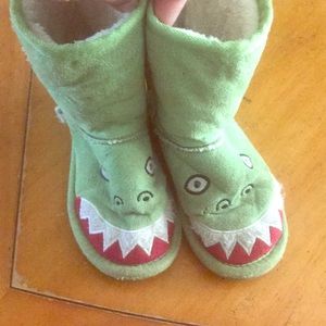Dino Muk Luks